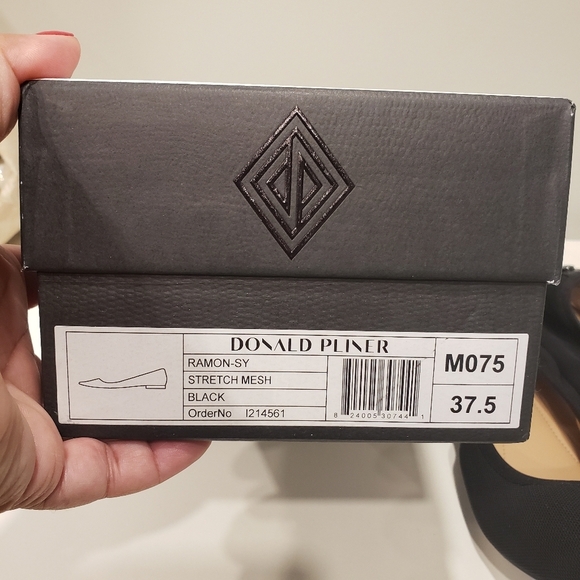 Donald J. Pliner Black Stretch Mesh Flats - Sz 7.5 US / 37.5 EU - Picture 8 of 9